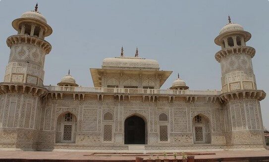 Itmad Ud Daulah's Tomb, Agra Tourist Places