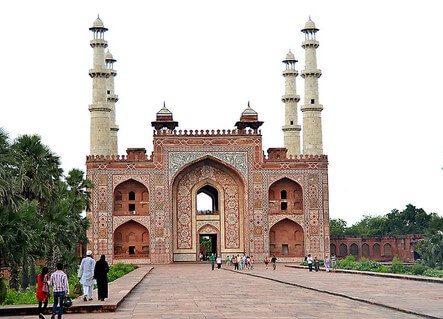 Akbar Tomb, Agra Tourist Places
